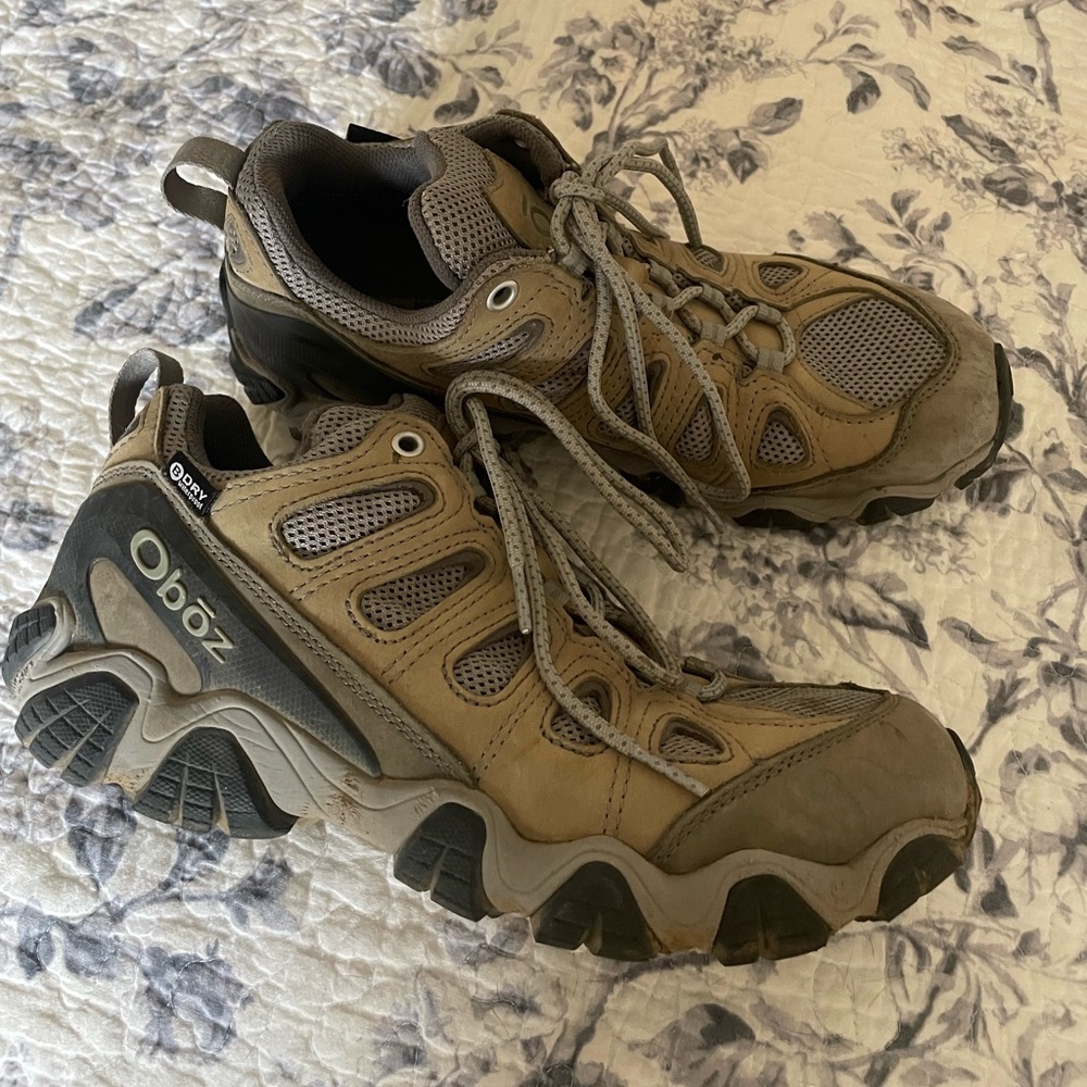 Oboz hiking boots, size 10 women’s, tan and gray